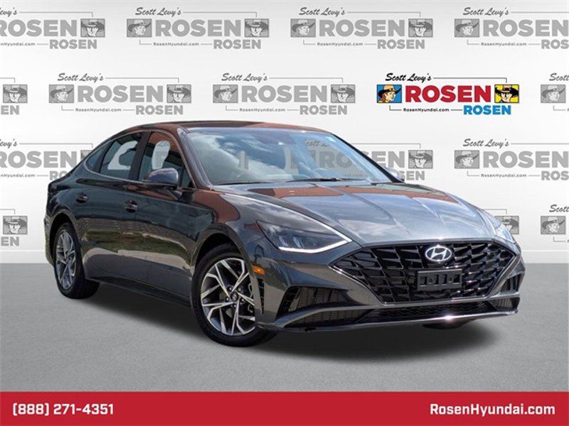 Certified 2022 Hyundai Sonata SEL w/ Preferred Accessory Package image 1