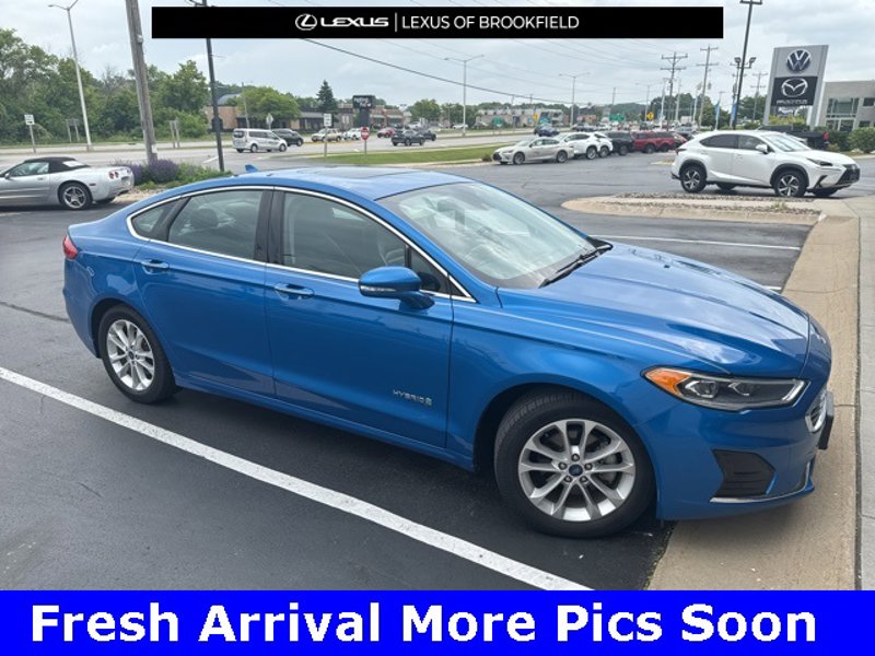 Used 2019 Ford Fusion SEL image 1