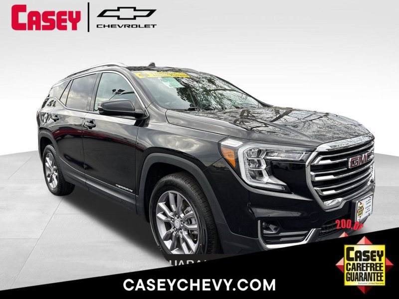 Certified 2023 GMC Terrain SLT image 1