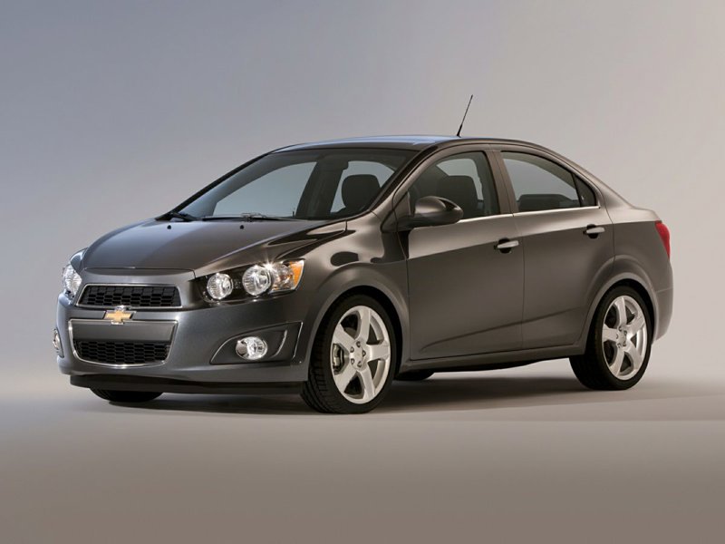 Used 2016 Chevrolet Sonic LT image 1