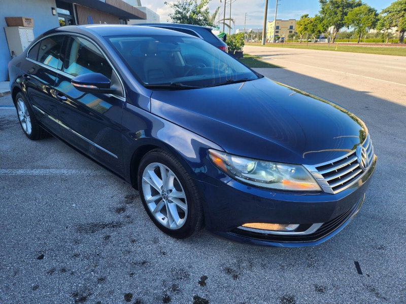 Used 2013 Volkswagen CC Sport image 1