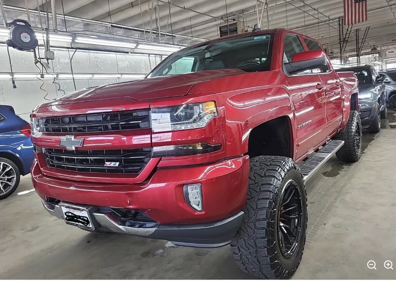 Used 2018 Chevrolet Silverado 1500 LT w/ All Star Edition image 1