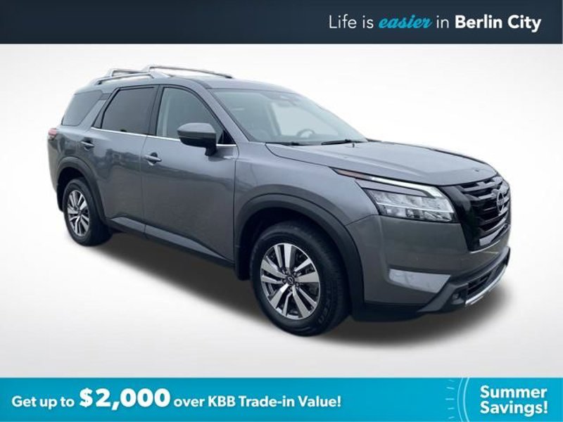 Certified 2023 Nissan Pathfinder SL w/ Lighting Package (N92) image 1