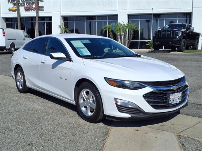 Certified 2022 Chevrolet Malibu LS image 1