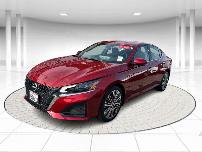 Certified 2024 Nissan Altima 2.5 SL image 1