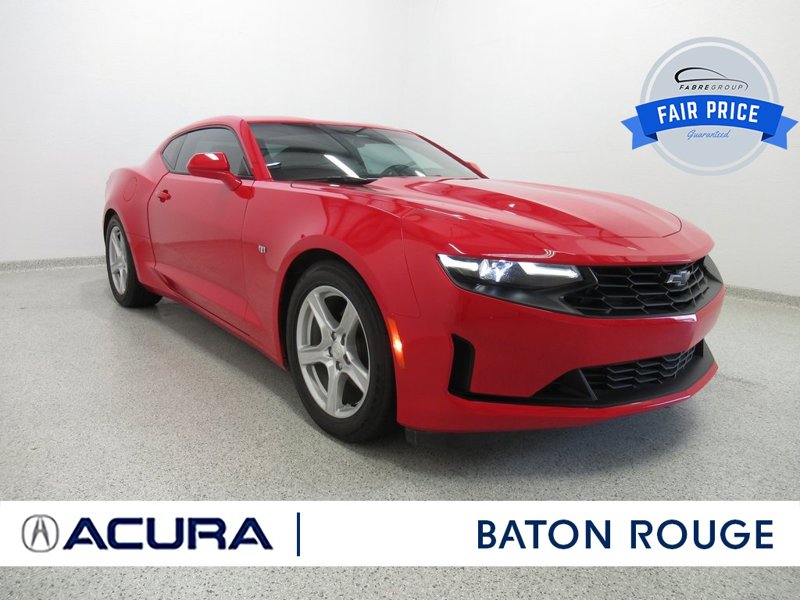 Used 2023 Chevrolet Camaro LT image 1