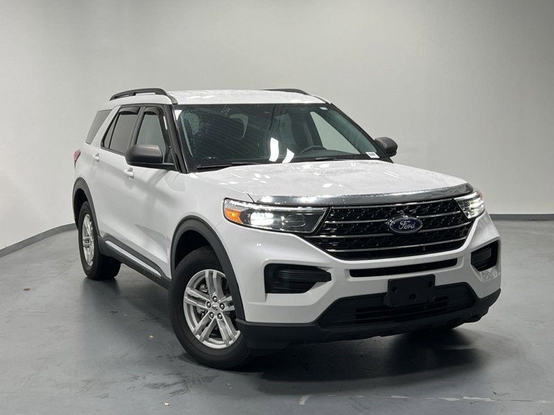 Used 2021 Ford Explorer XLT w/ Equipment Group 202A image 1