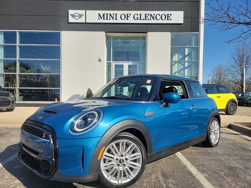 Certified 2022 MINI Cooper S w/ Premium Package image 1