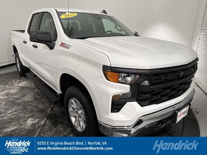 Certified 2025 Chevrolet Silverado 1500 W/T w/ WT Value Package image 1