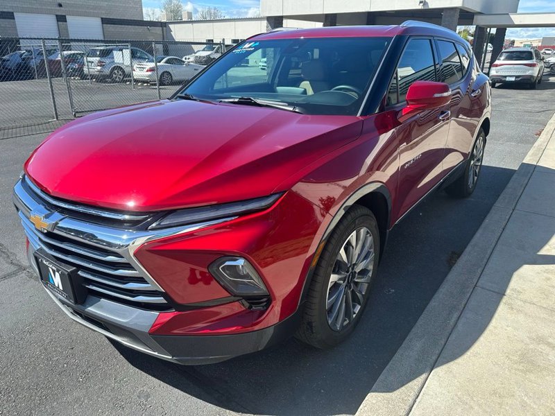 Certified 2023 Chevrolet Blazer Premier image 1
