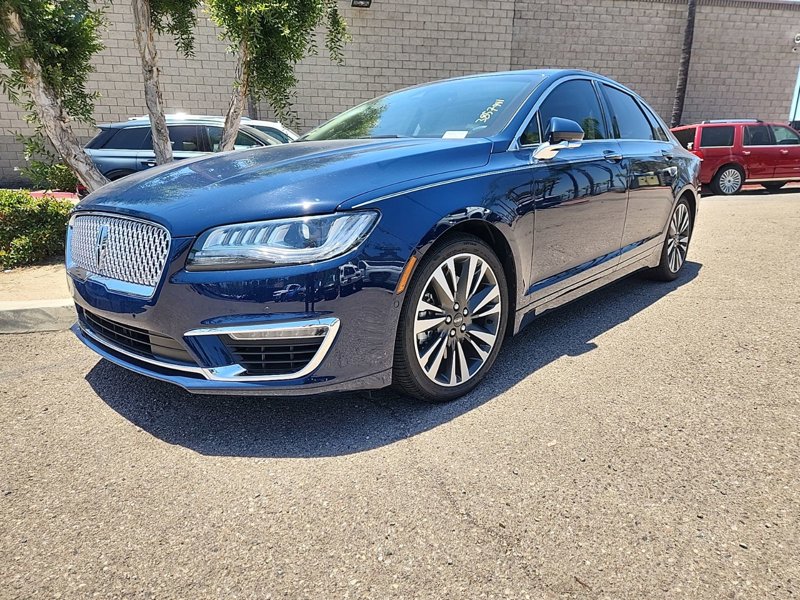 Used 2019 Lincoln MKZ Reserve image 1
