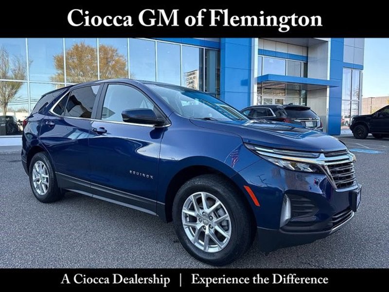 Certified 2022 Chevrolet Equinox LT image 1