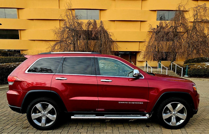 Used 2014 Jeep Grand Cherokee Limited w/ Luxury Group II image 1