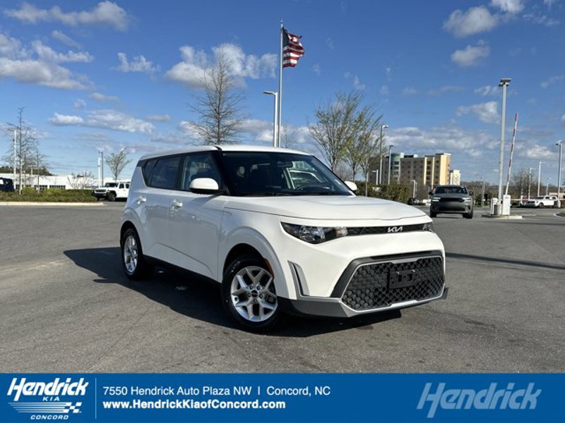 Certified 2023 Kia Soul LX w/ Option Group 015 image 1