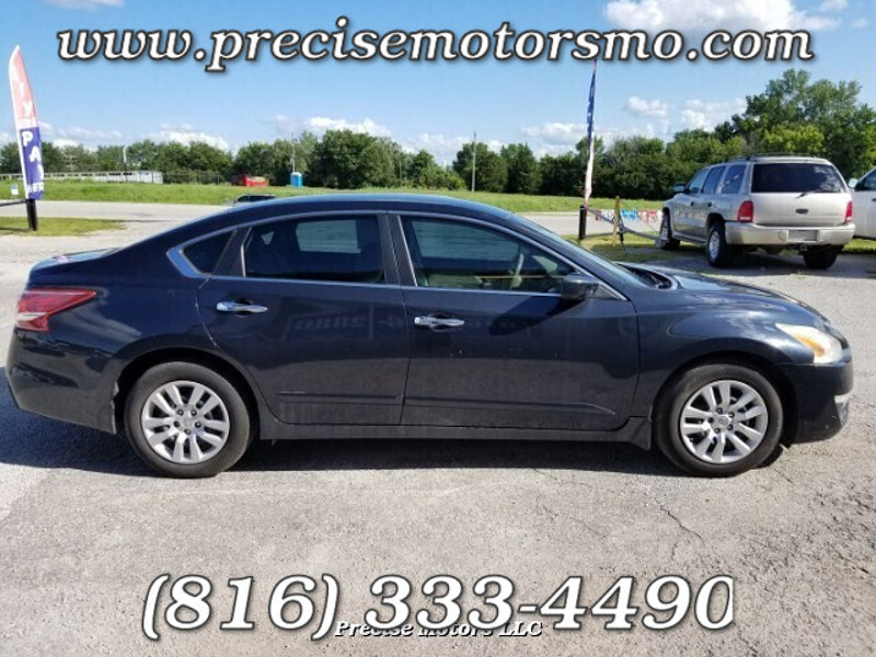 Used 2013 Nissan Altima 2.5 SL w/ Technology Pkg image 1