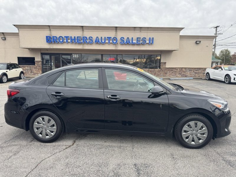 Used 2020 Kia Rio LX image 1