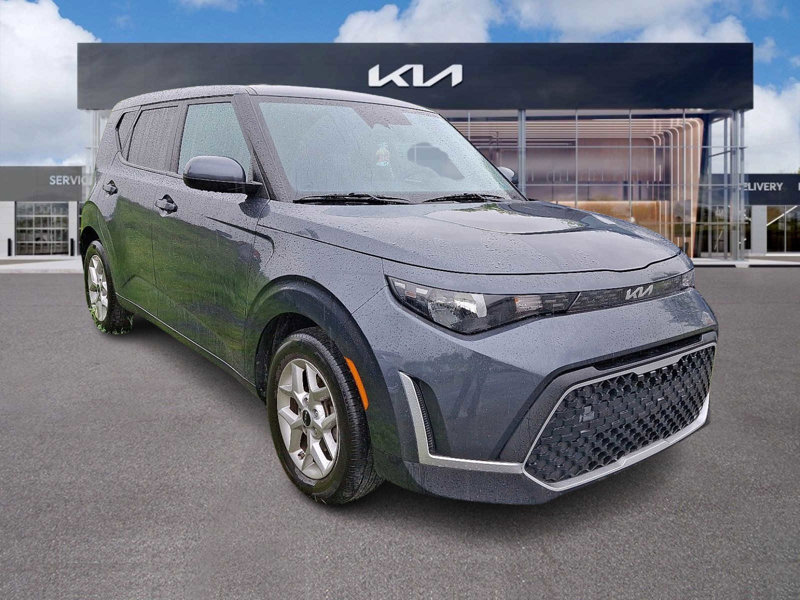 Certified 2023 Kia Soul LX w/ LX Technology Package image 1