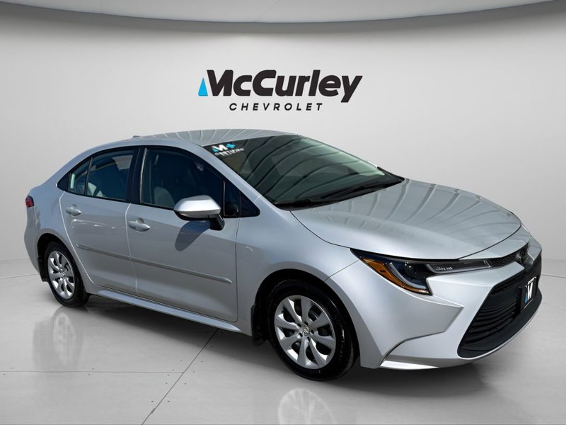Used 2024 Toyota Corolla LE image 1