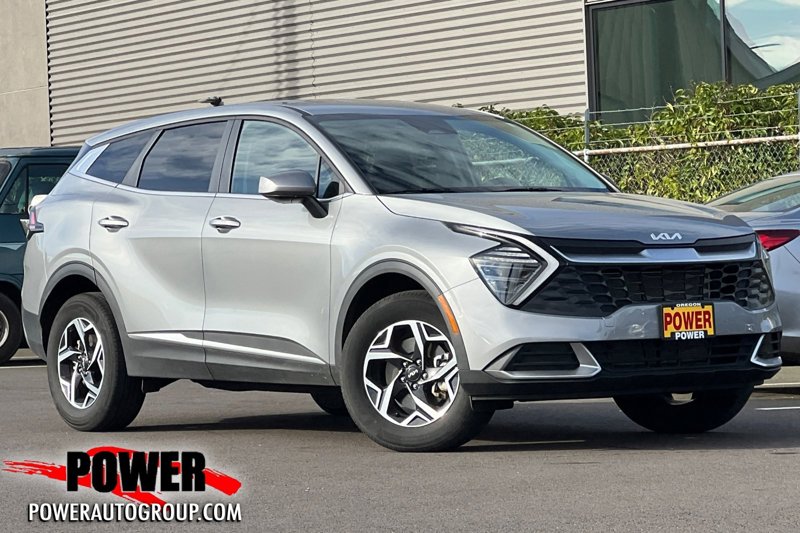 Certified 2024 Kia Sportage LX image 1