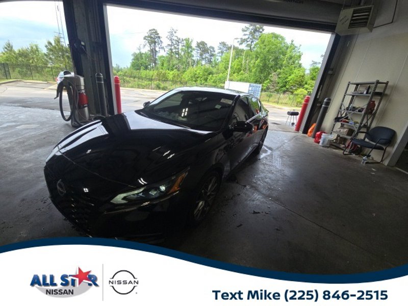 Certified 2024 Nissan Altima 2.0 SR image 1