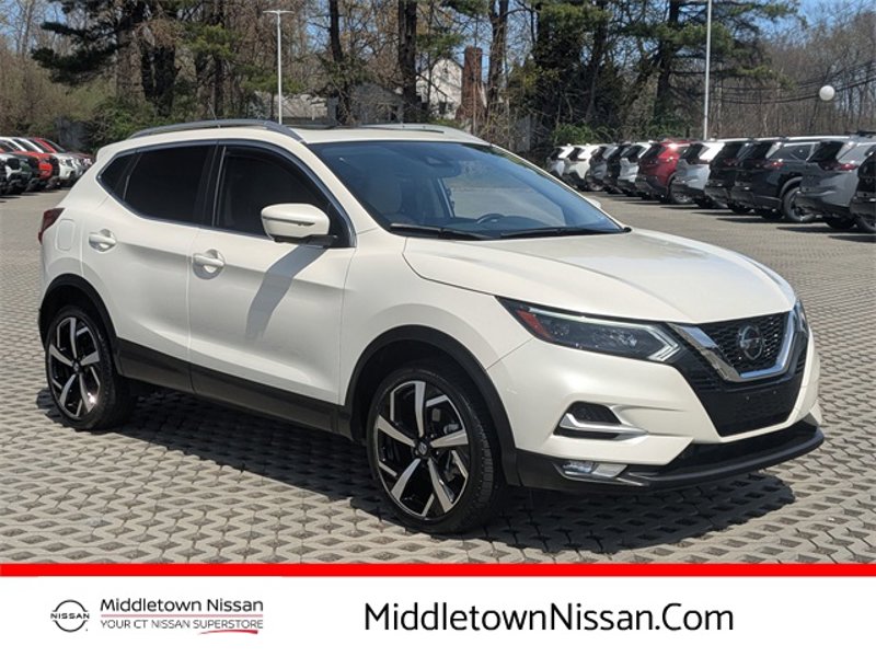 Certified 2022 Nissan Rogue Sport SL w/ Premium Package image 1