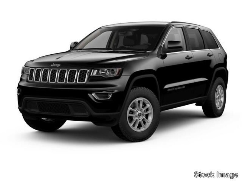 Used 2021 Jeep Grand Cherokee Laredo image 1