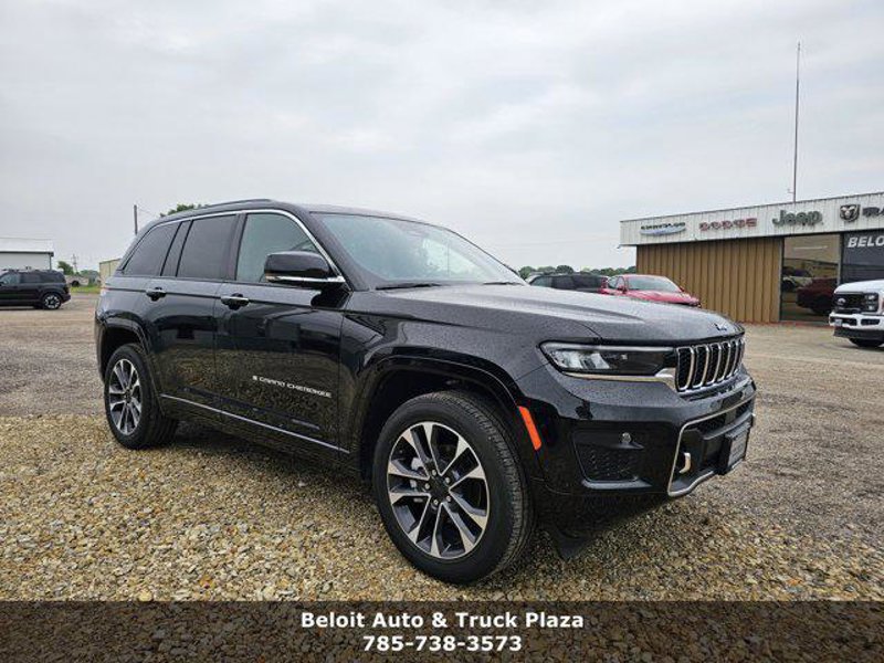 Certified 2023 Jeep Grand Cherokee Overland image 1
