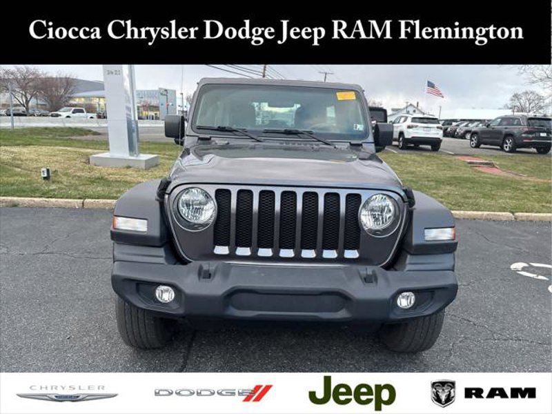 Certified 2022 Jeep Wrangler Unlimited Sport image 1