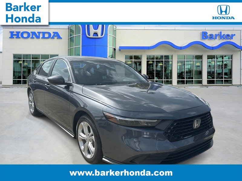 Certified 2025 Honda Accord LX image 1