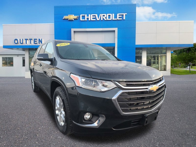 Certified 2019 Chevrolet Traverse LT image 1