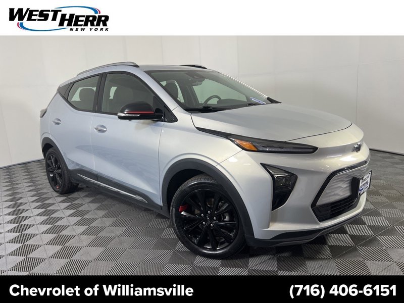 Certified 2023 Chevrolet Bolt EUV Premier w/ Sun & Sound Package image 1