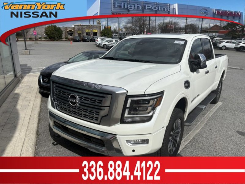Certified 2024 Nissan Titan Platinum Reserve w/ Moonroof Package image 1