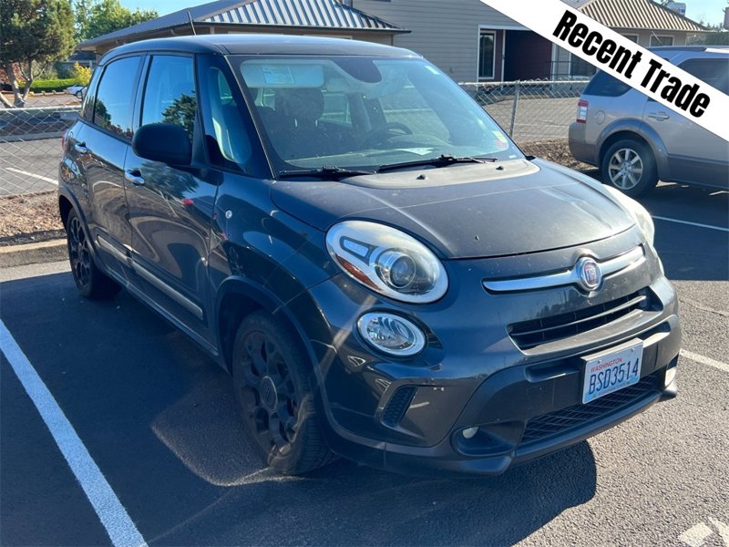 Used 2015 FIAT 500L Trekking image 1