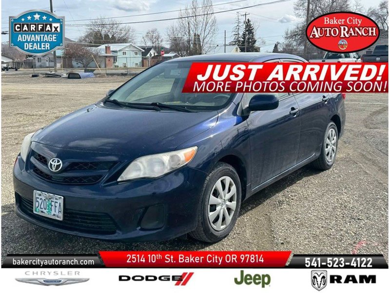 Used 2011 Toyota Corolla LE image 1