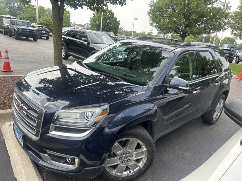Used 2017 GMC Acadia Limited SLT image 1