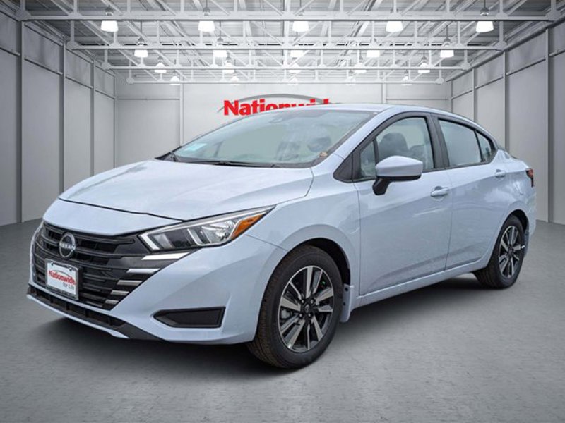 Certified 2024 Nissan Kicks SR image 1