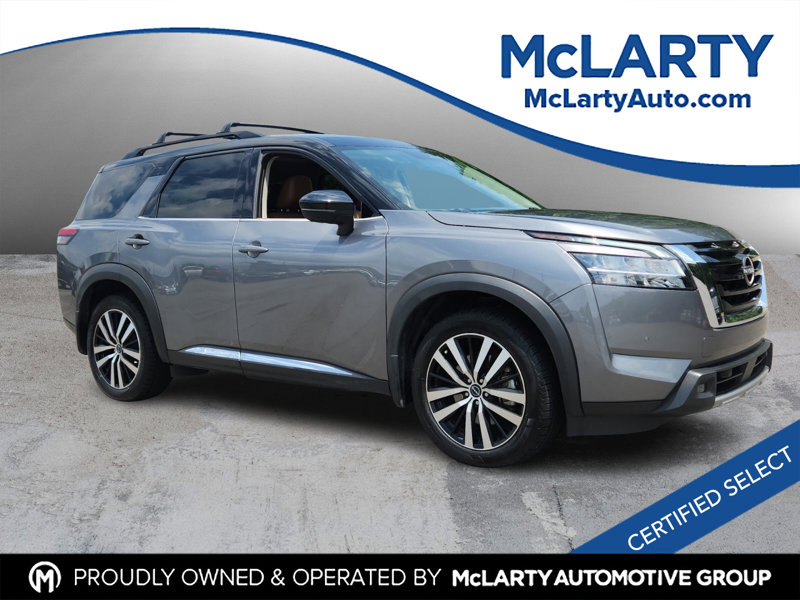 Certified 2023 Nissan Pathfinder Platinum image 1