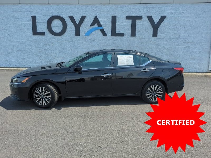 Certified 2023 Nissan Altima 2.5 SV w/ SV Premium Package image 1