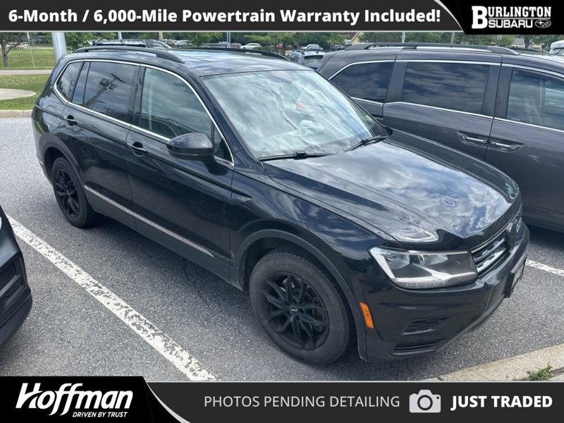 Used 2018 Volkswagen Tiguan SE w/ Panoramic Sunroof Package image 1