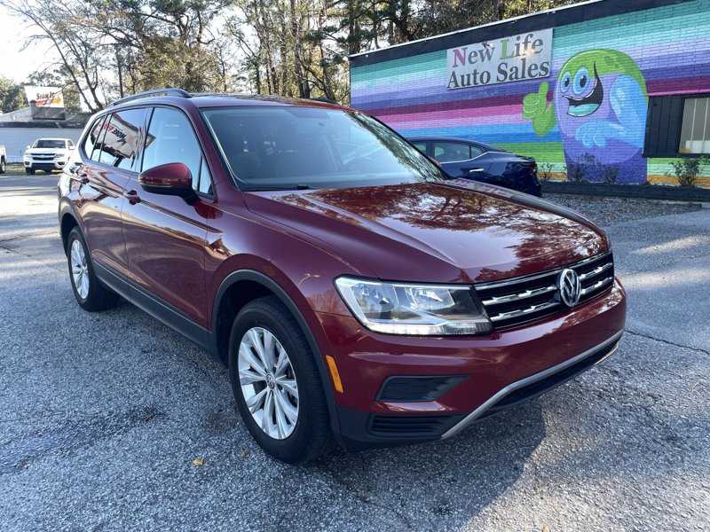 Used 2018 Volkswagen Tiguan S image 1