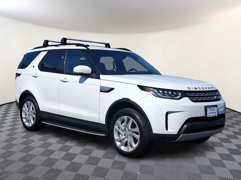 Used 2018 Land Rover Discovery HSE image 1
