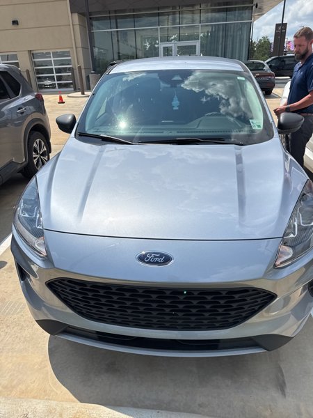 Used 2022 Ford Escape S image 1