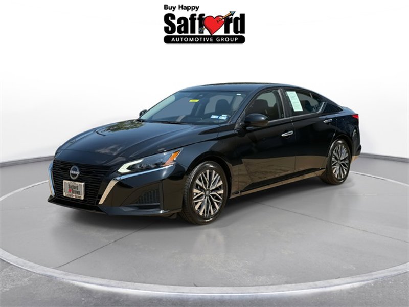 Certified 2023 Nissan Altima 2.5 SV image 1