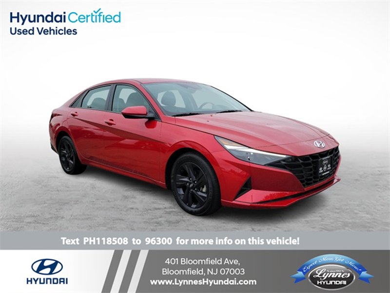 Used 2023 Hyundai Elantra SEL image 1