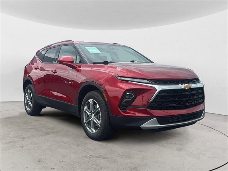 Certified 2023 Chevrolet Blazer LT w/ Convenience Package image 1