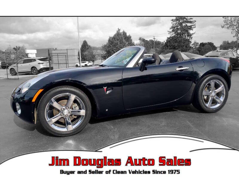 Used 2007 Pontiac Solstice Convertible w/ Preferred Package image 1