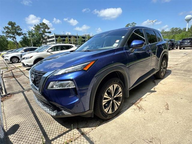 Certified 2023 Nissan Rogue SV image 1