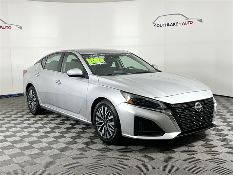 Certified 2023 Nissan Altima 2.5 SV image 1