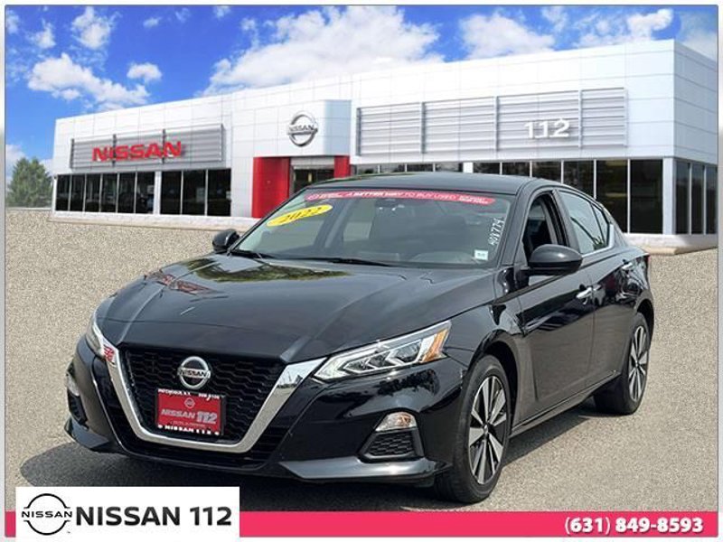 Certified 2022 Nissan Altima 2.5 SV image 1