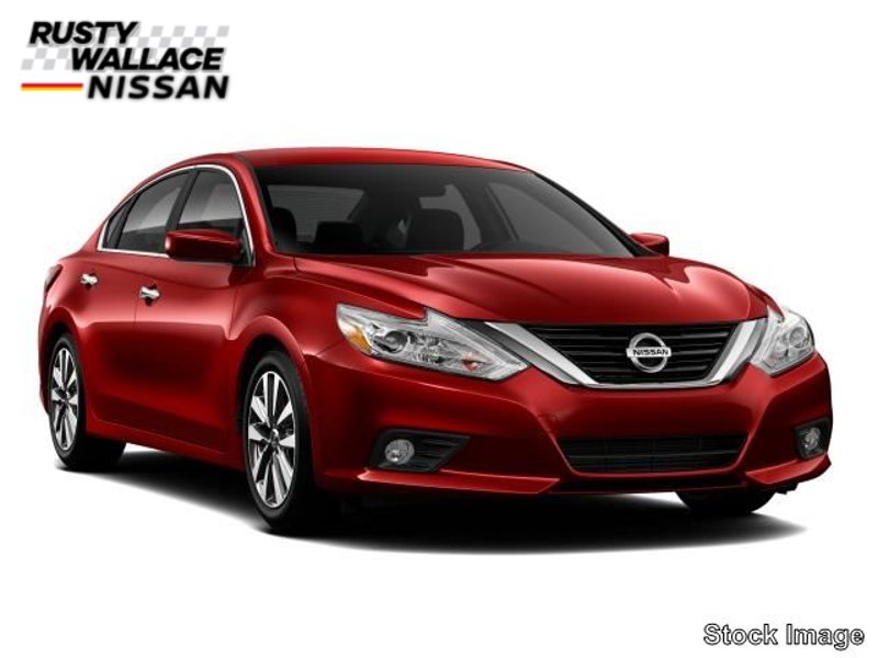 Used 2016 Nissan Altima 2.5 SV image 1
